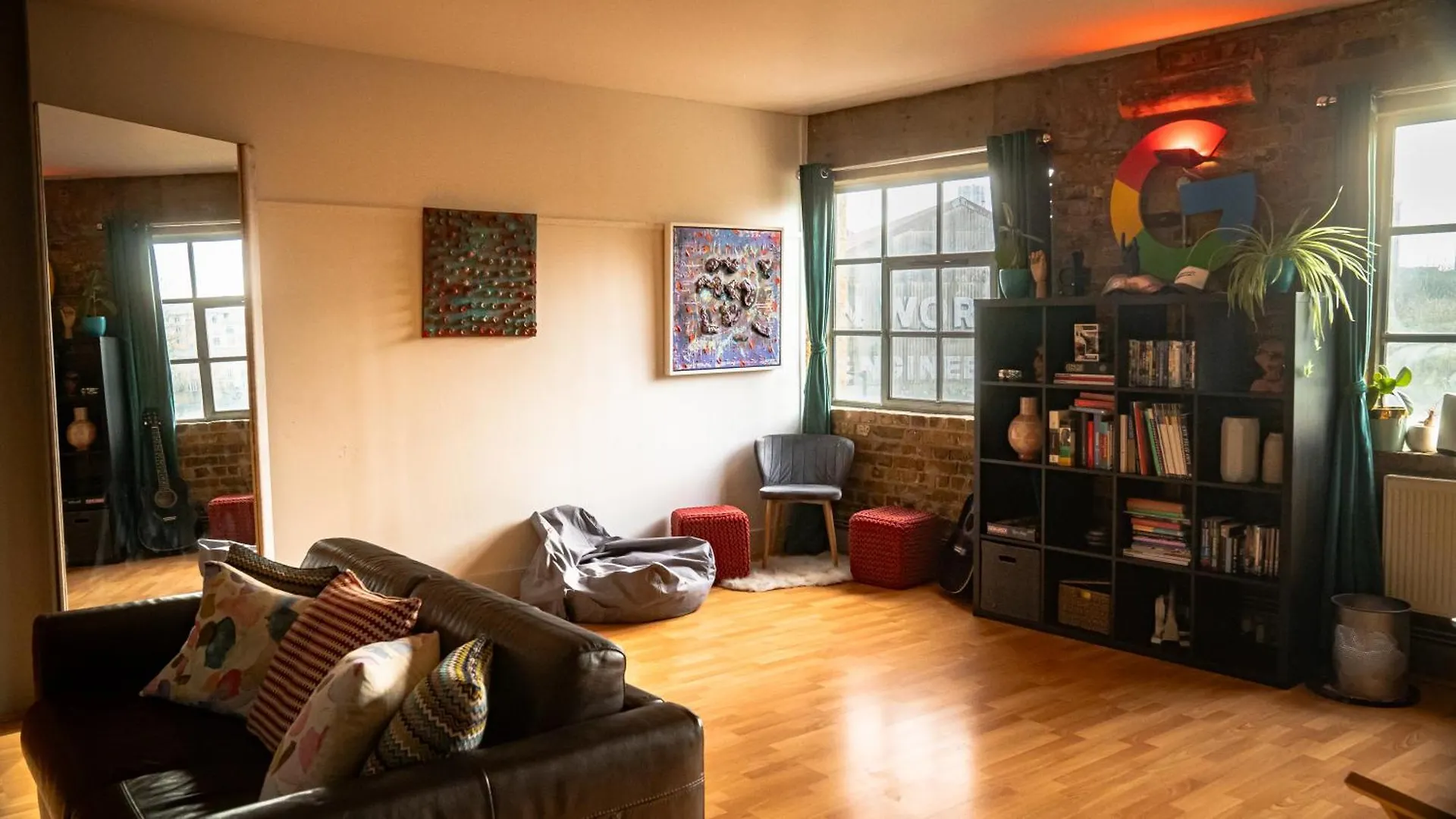 Loft Style Apartment Near O2, Abba Voyage, Excel London