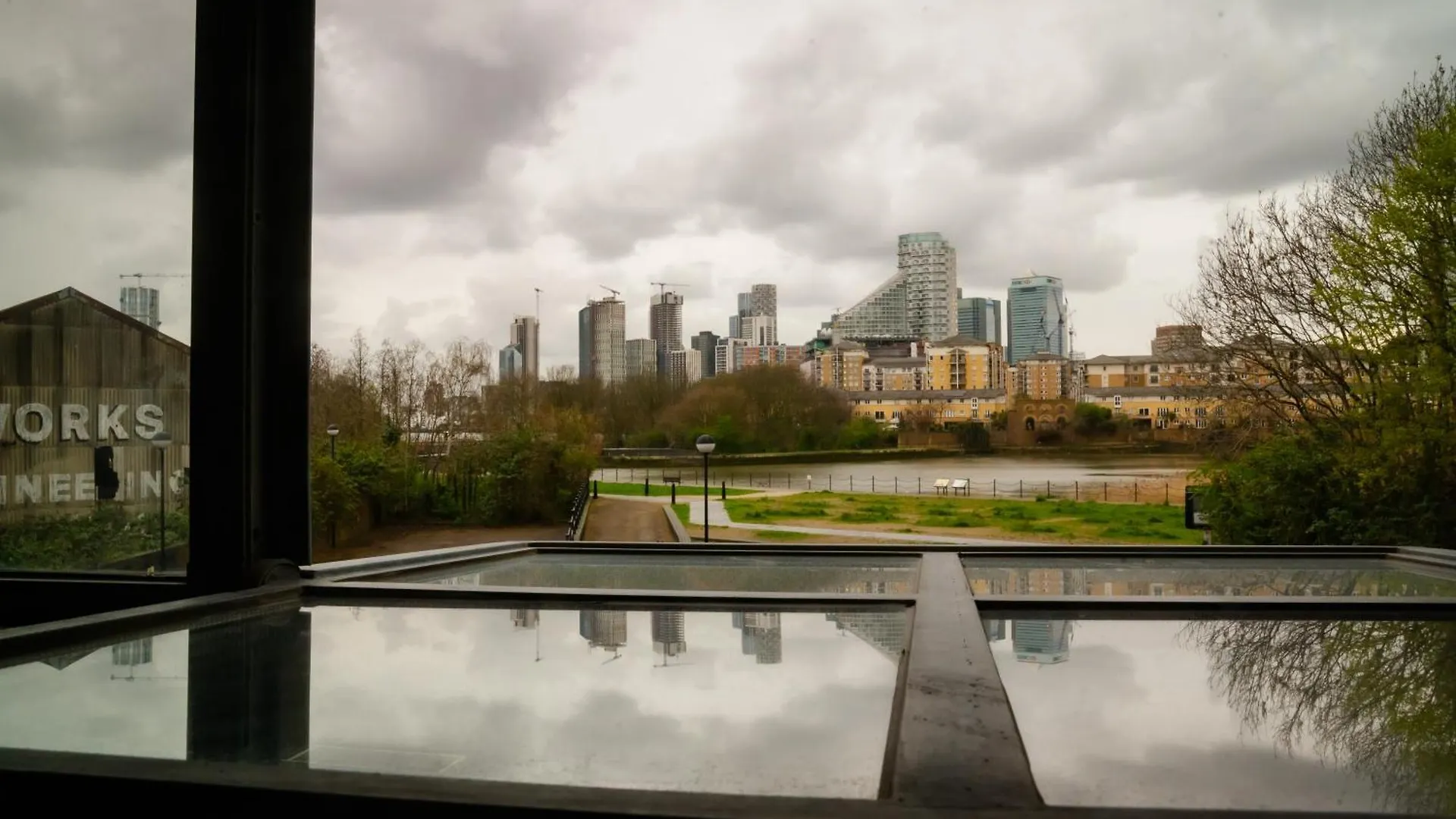 Loft Style Apartment Near O2, Abba Voyage, Excel London